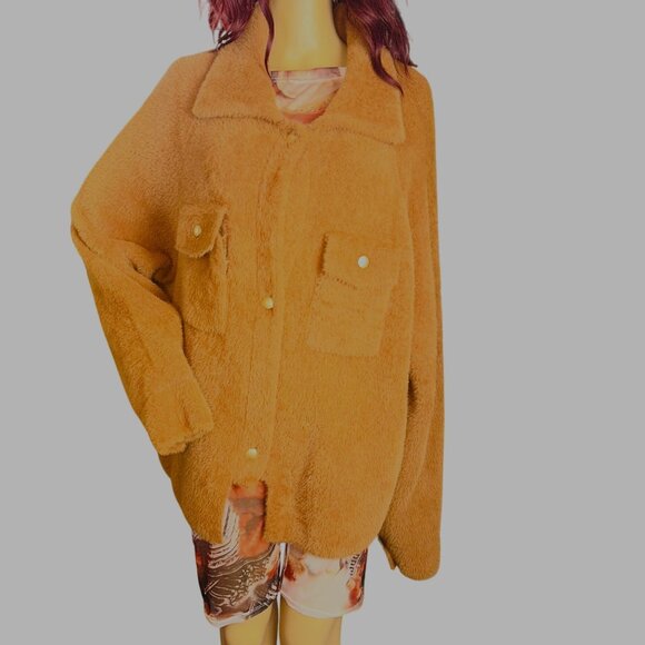 Bucketlist Women's Super‎ Soft Fur Shacket Large Camel Normcore Fall Fashion - Picture 3 of 11